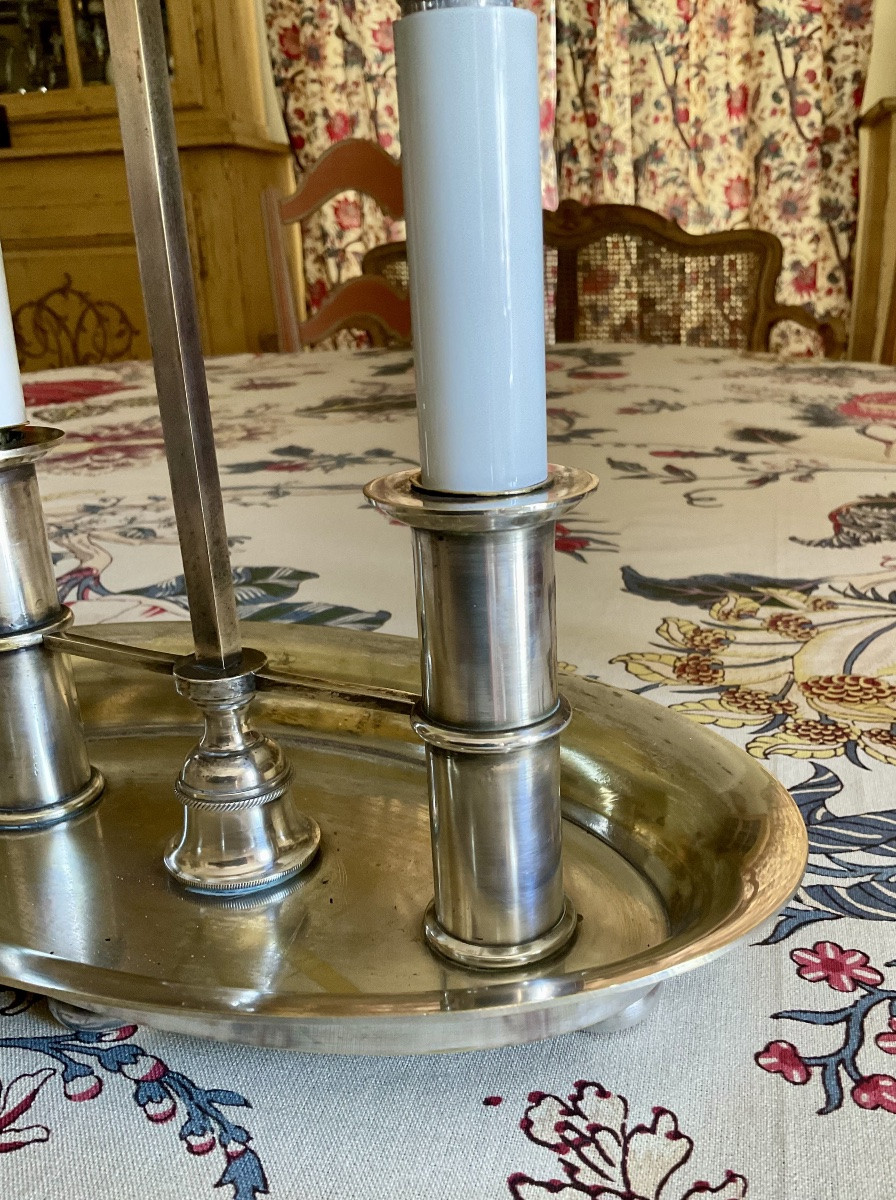 Lampe bouillotte en métal argenté de forme ovale -photo-3