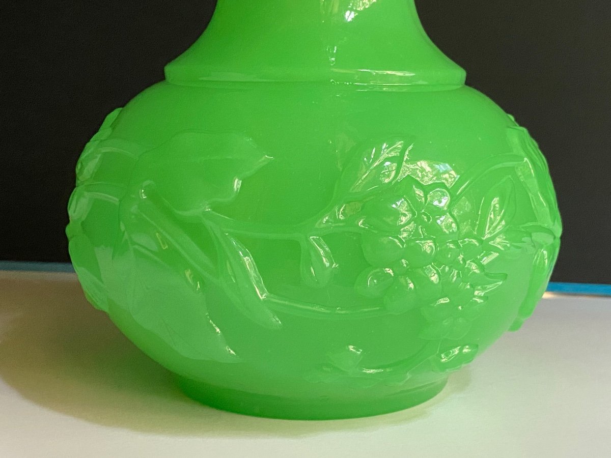 Pair Of Vases In Green Opaline Manufacture De Baccarat Mid XIXth Napoleon III Period.-photo-5