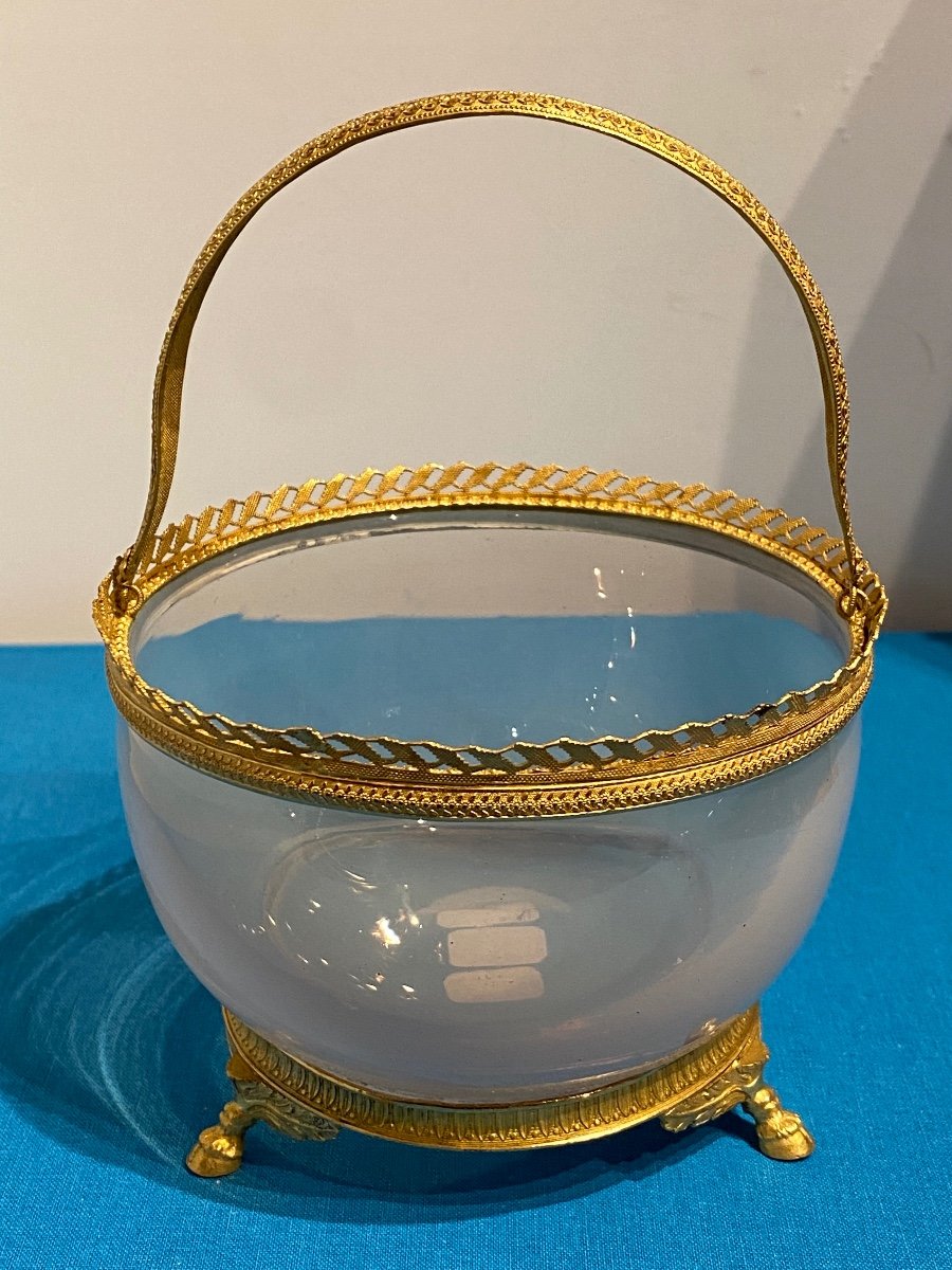Cup In The Shape Of A Basket In Soapy Opaline Mounted Gilt Bronze Chiselled XIXth Charles X.