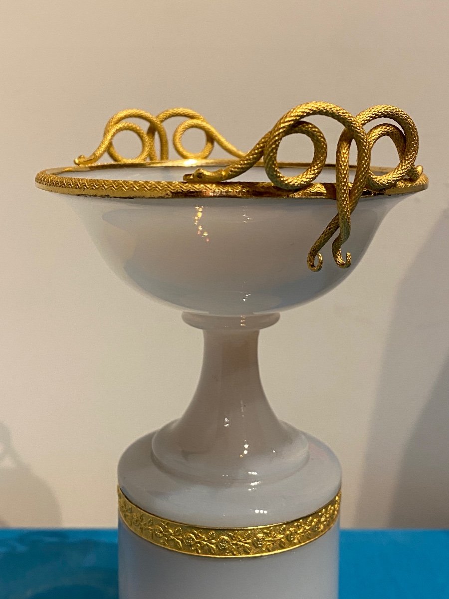 Rare Petite coupe En Opaline Savonneuse Montée Bronze Double Serpents XIXeme époque Charles X.-photo-4