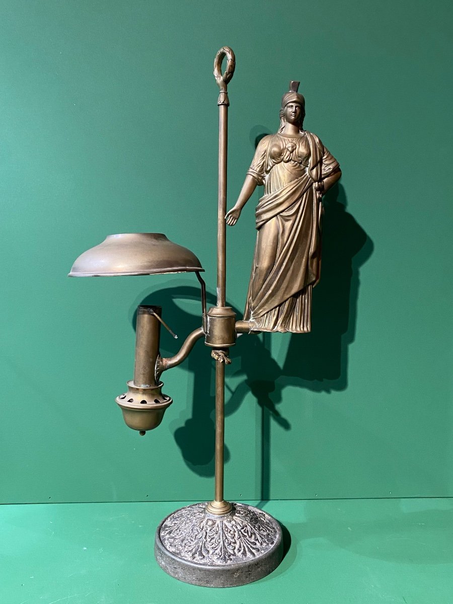 Rare Oil Lamp In Patinated Golden Brass Decor Of Athena Early 19th Century.