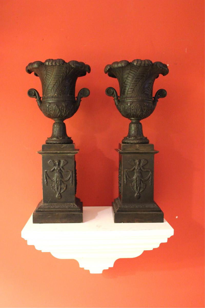 Cassolette Pair Of Bronze And Patina Chiseled. XIXth Century