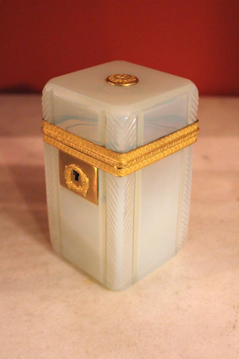 Coffret En Opaline Savonneuse . Epoque Charles X-photo-5