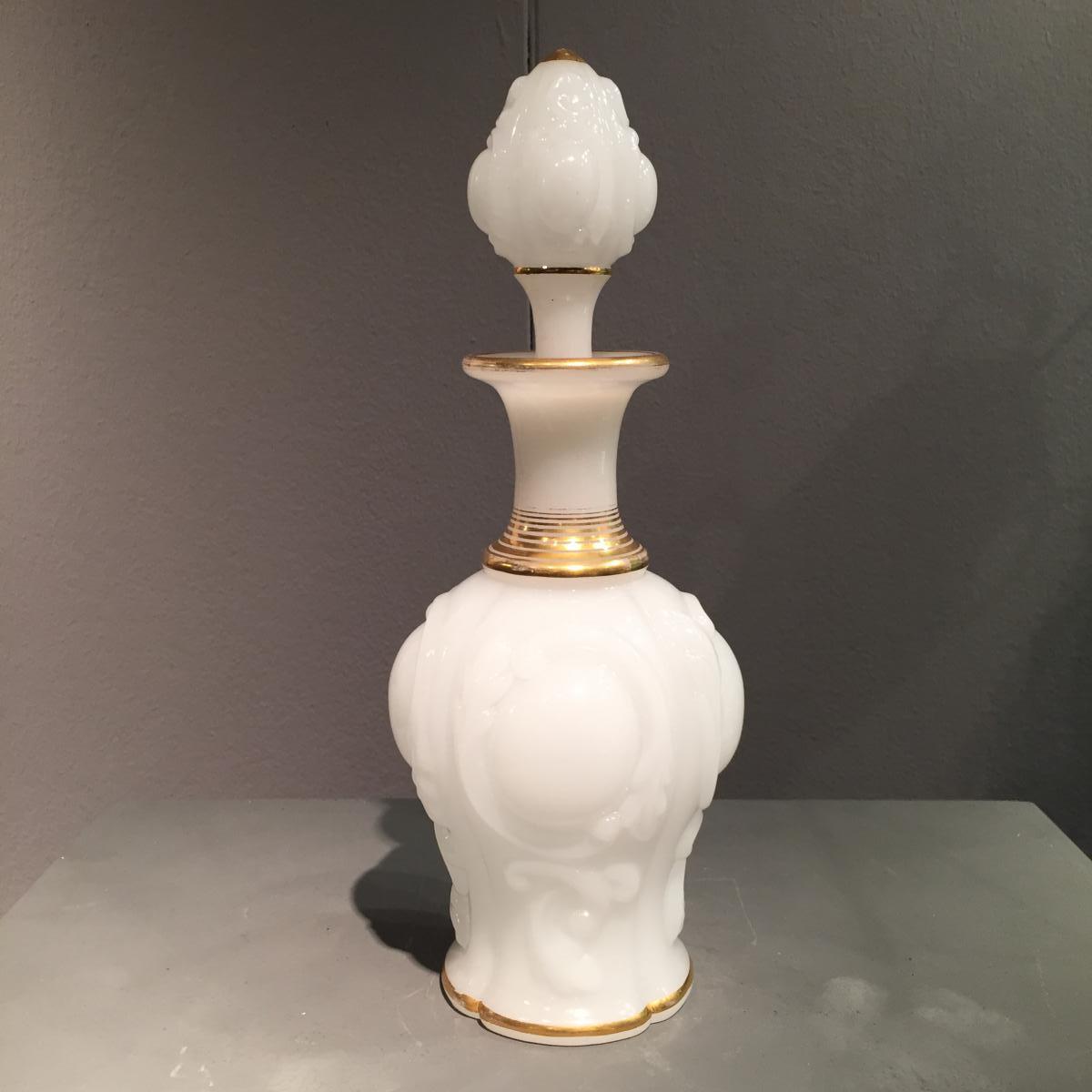 Important Flacon White Opaline Decoration Baccarat XIXth Napoleon III.-photo-4
