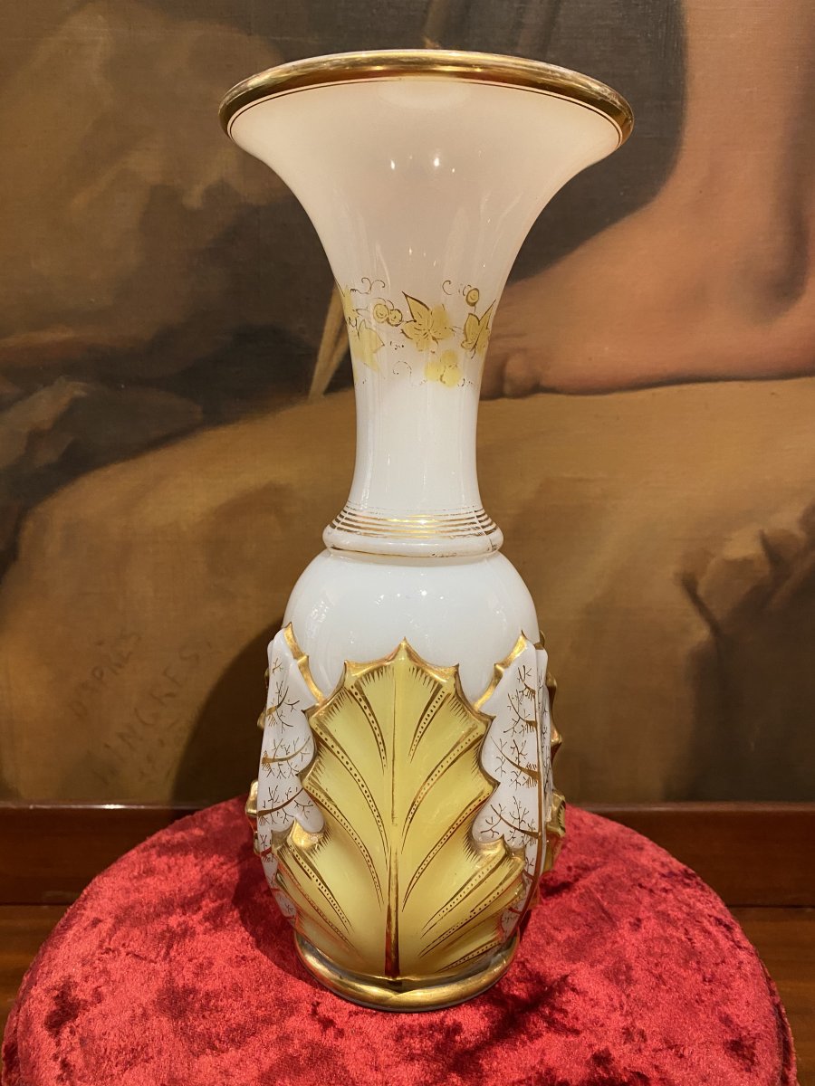 Rare Paire De Vases En Opaline Bicolore Blanc Et Jaune  Baccarat XIXeme Napoléon III.-photo-4