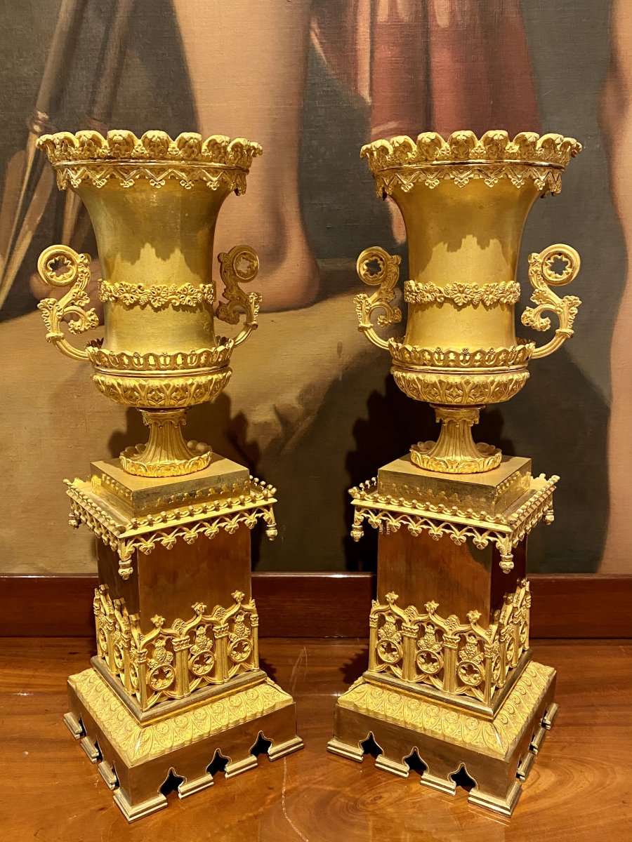 Pair Of Vases In Gilded Chiseled Bronze Cathedral Decor XIXth Charles X Period.-photo-2