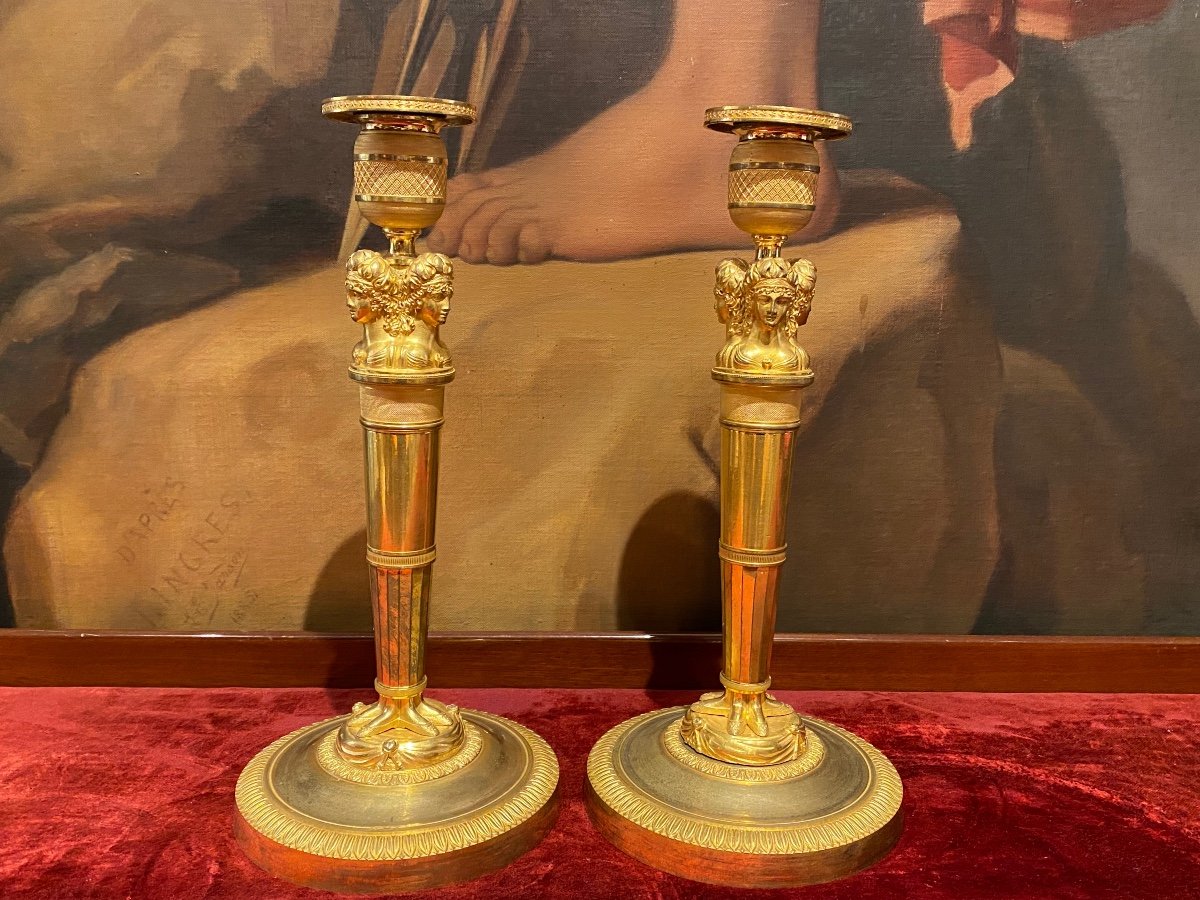 Beautiful Pair Of Gilt Bronze Candlesticks Decorated With Women's Heads XIXth Empire Period.-photo-3
