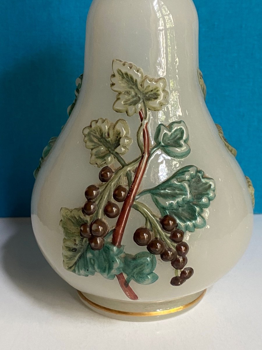 Pair Of Opaline Vases Decorated With Fruits XIXth Napoleon III Manufacture De Saint-louis.-photo-2