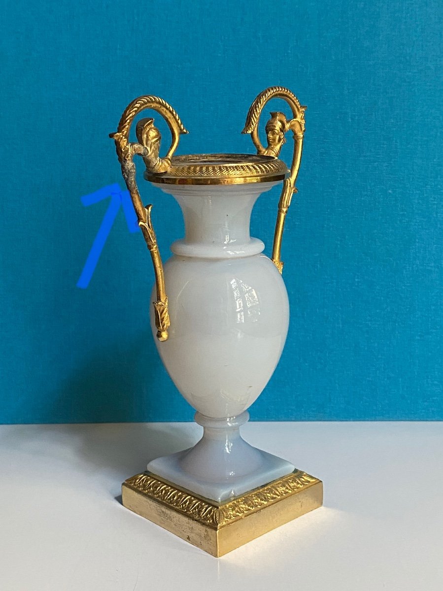 Rare Petit Vase Néoclassique En Opaline Et Bronze Ciselé Doré à Décor D’athena XIXeme Charles X-photo-5