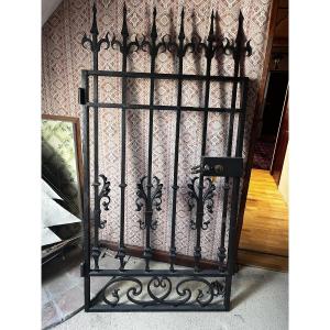 Porte grille fer forgé XVII