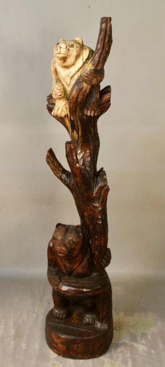 Wooden Sculpture Of 2 Bears On A Brienz Style Trunk-photo-2