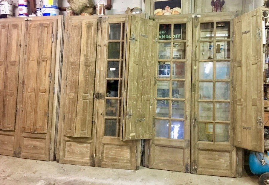 Important Woodwork Facade Of 3 Pairs Of Shuttered And Tiled Doors-photo-3