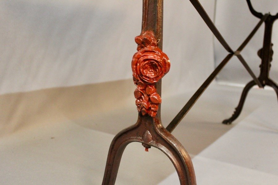 Set Of 9 1900 Bistro Tables With Wrought Iron Legs And Rose Decor-photo-1