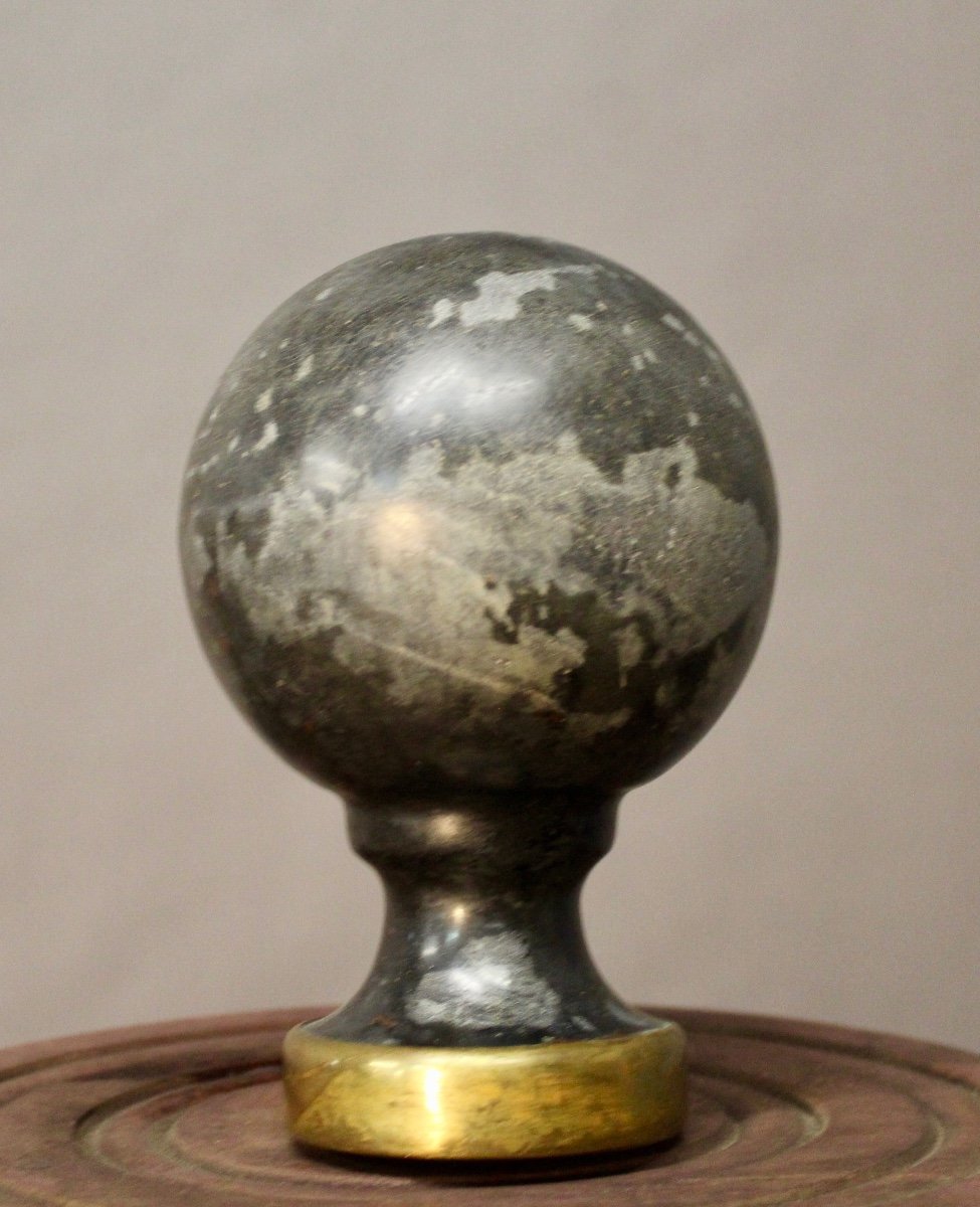 Saint Anne Grey Marble Stair Ball, 19th Century-photo-1