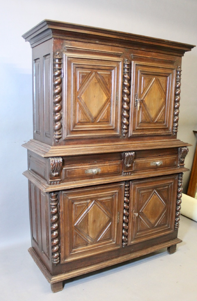 Louis XIII Four-door Sideboard In Walnut, Late 17th Century-photo-2