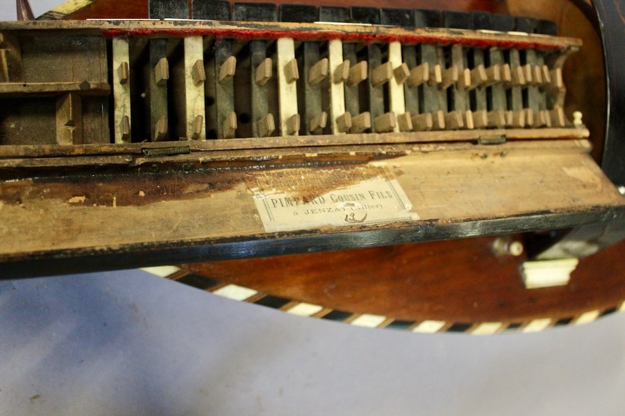 Lute-shaped Hurdy-gurdy By Pimpard Cousin Allier-photo-5