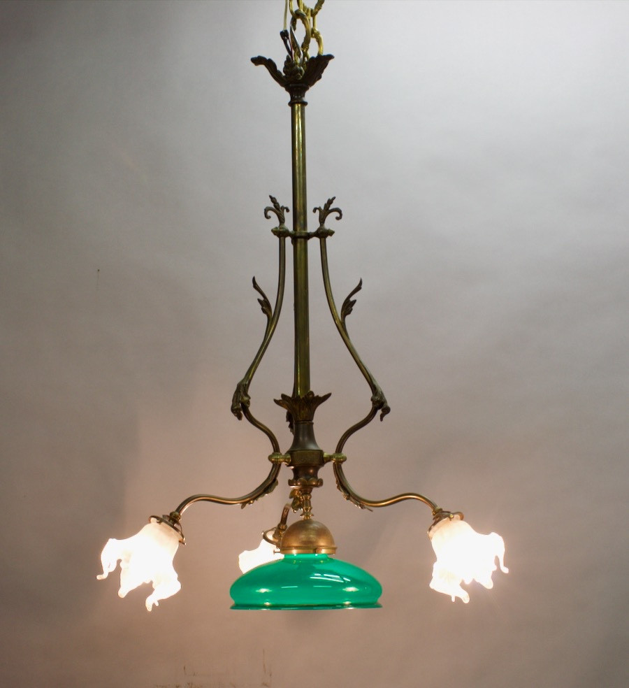 Napoleon III Bronze Chandelier With Green Central Opaline
