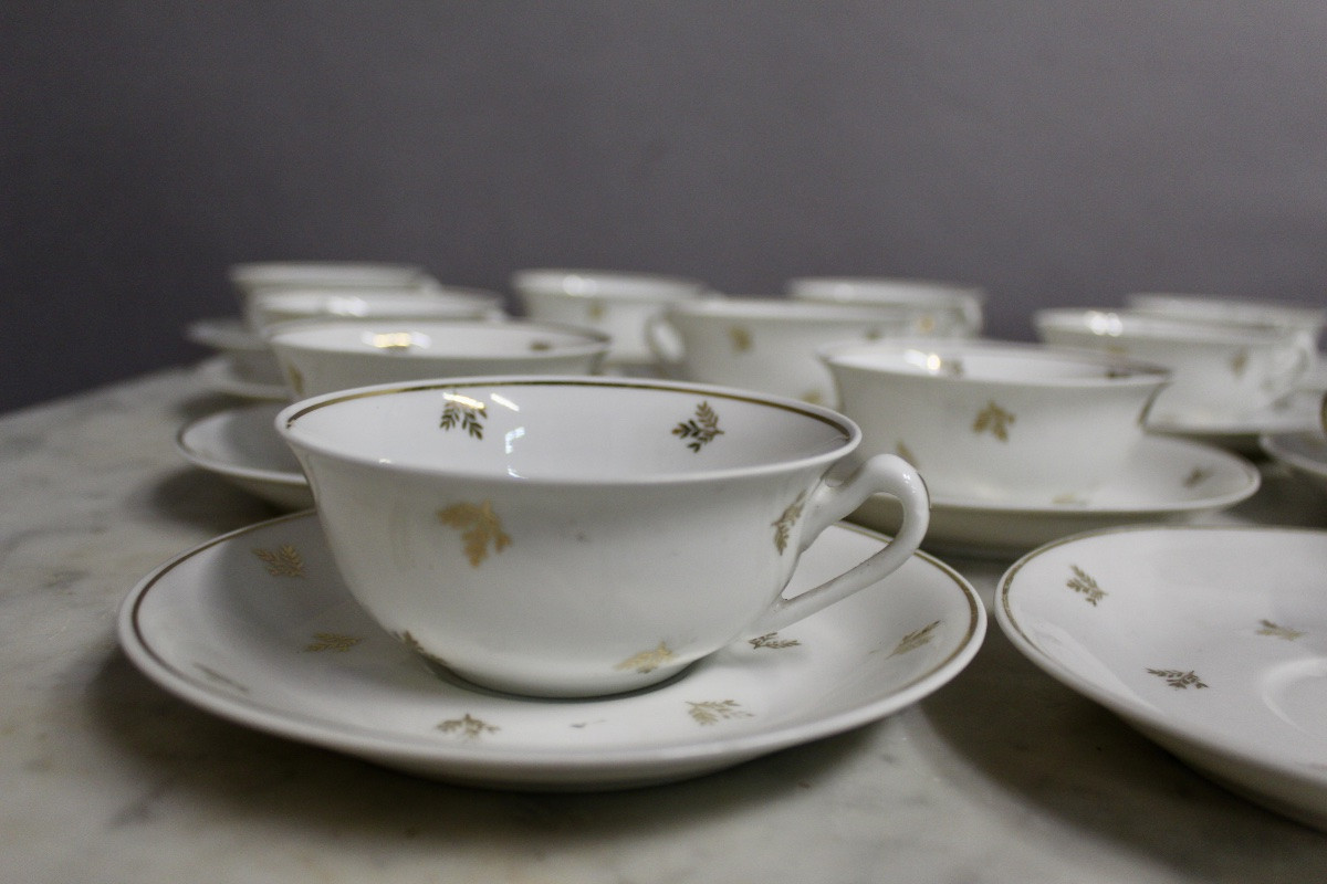 PORAL, LIMOGES FRANCE, Partie de service à thé en porcelaine blanche-photo-4