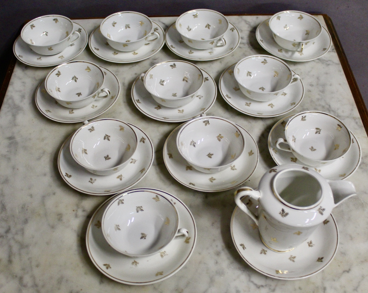 PORAL, LIMOGES FRANCE, Partie de service à thé en porcelaine blanche