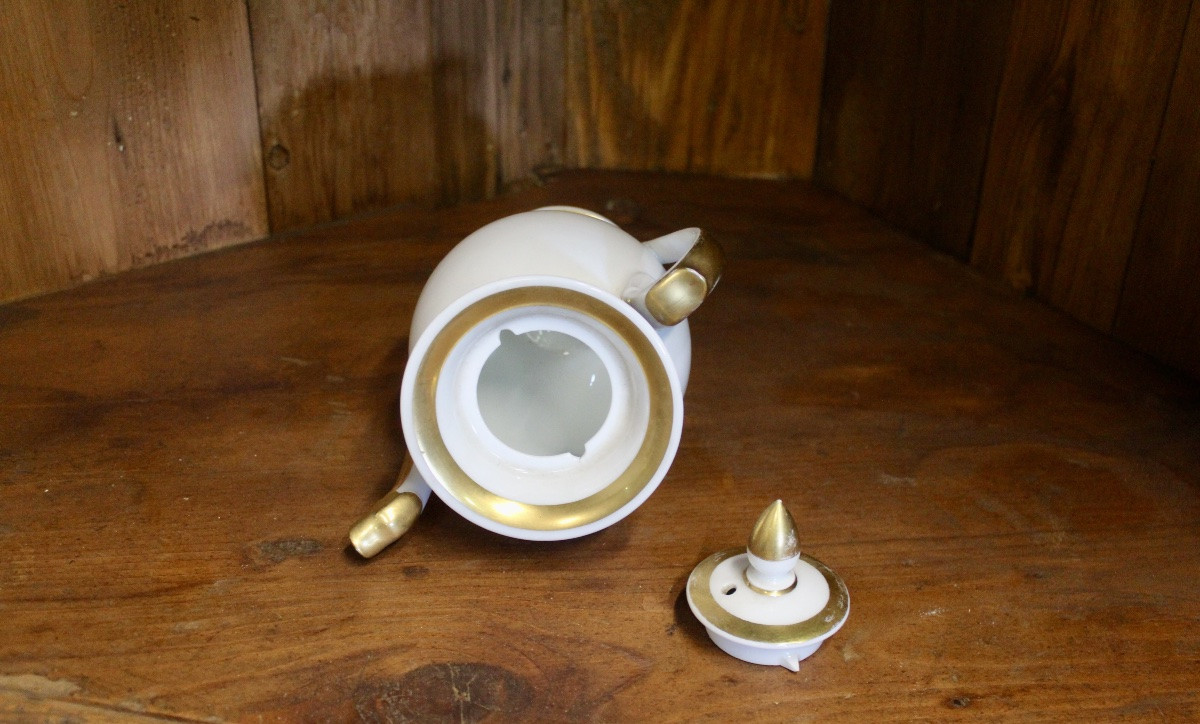 Verseuse en porcelaine de Paris, filets d'or, Epoque EMPIRE -photo-3