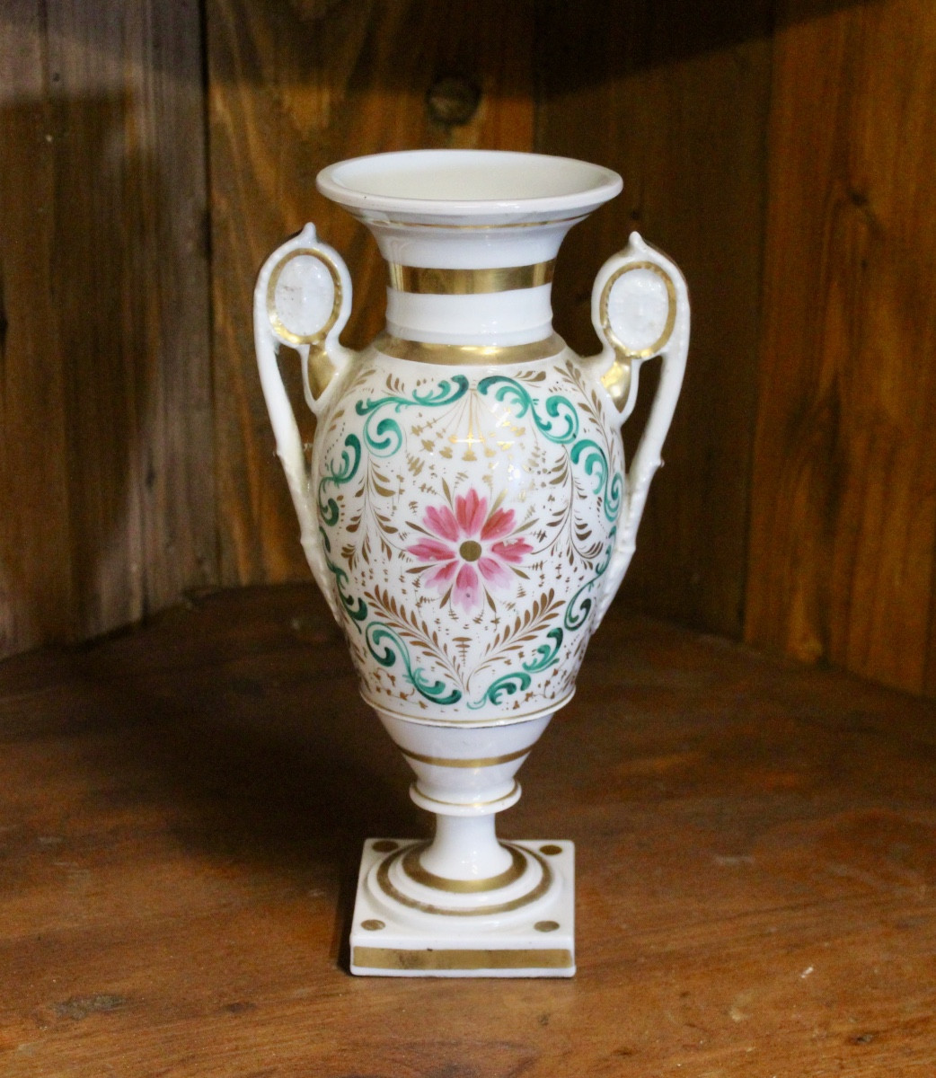 Vase Empire en porcelaine de Paris 