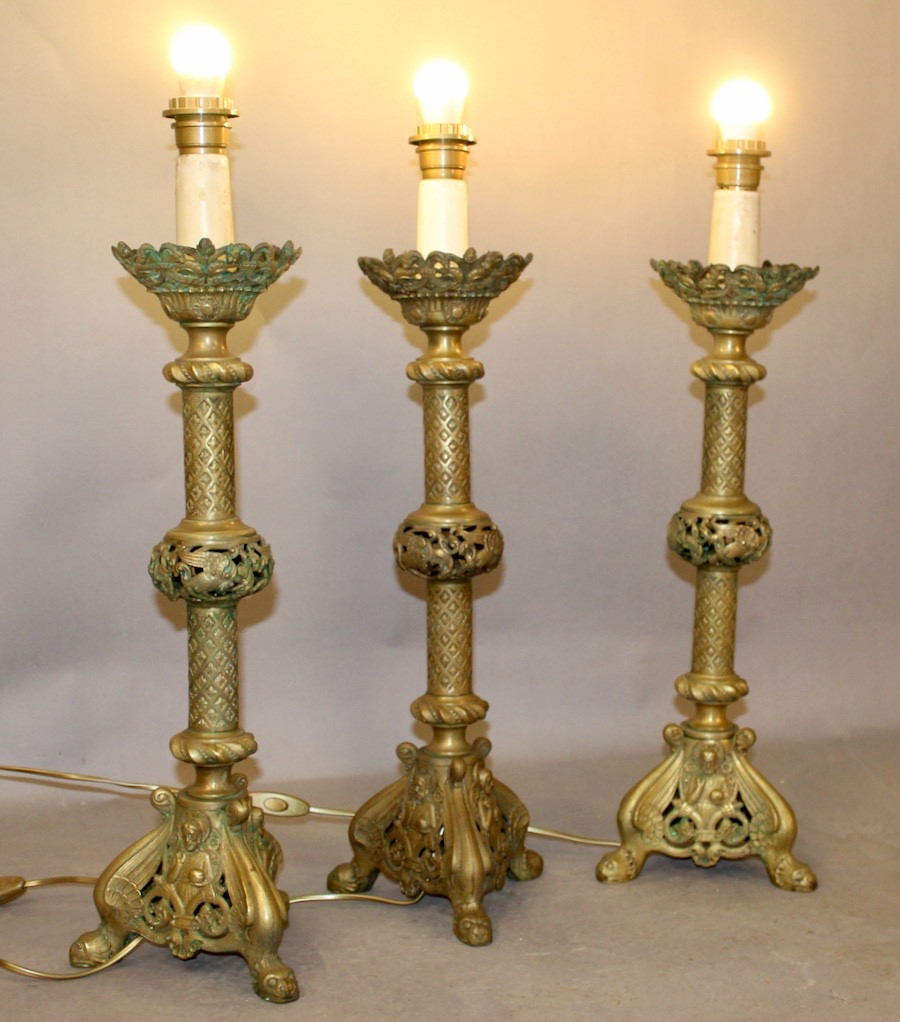 Pique cierges en bronze  montés en lampe 