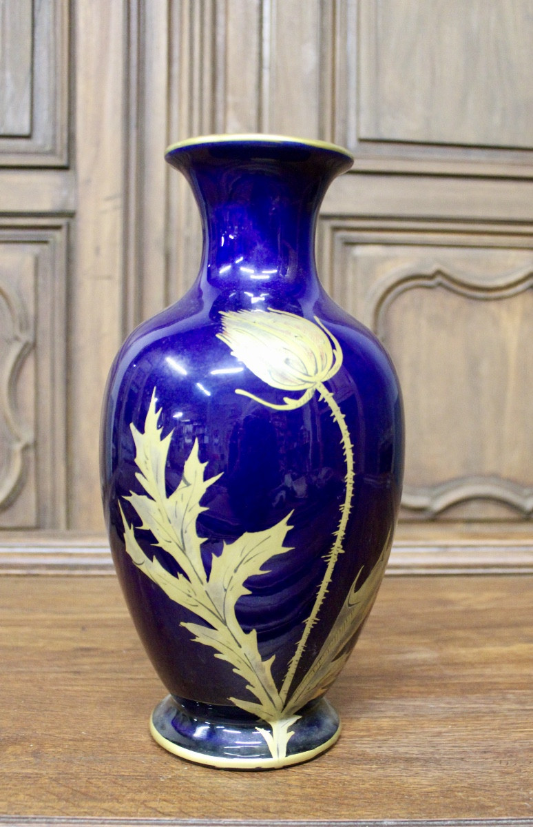 Vase au chardon par  Gustave Asch , bleu de tours ,Sainte Radegonde