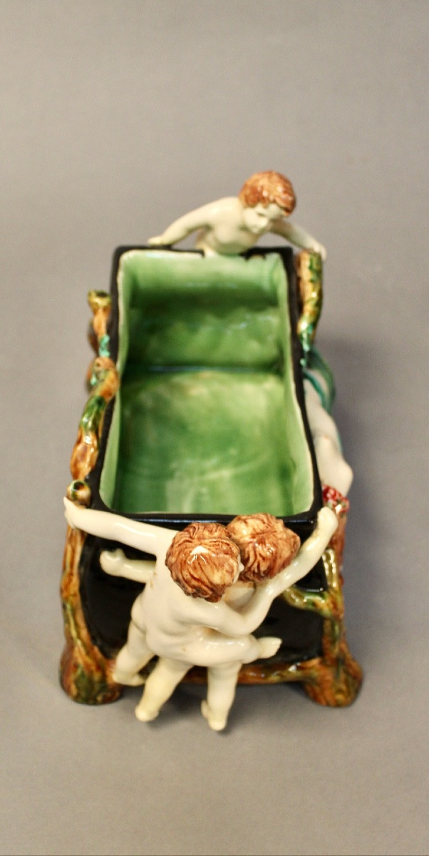 Italian Majolica Jardinière Decorated With Nymphs And Putti-photo-3