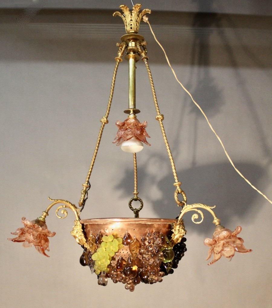 Bronze Three-light Chandelier With Grape Decoration 