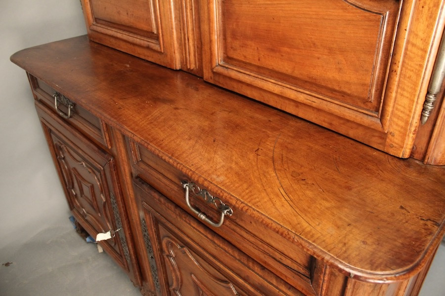 Louis XV Period Double-bodied Glazed Buffet-photo-3