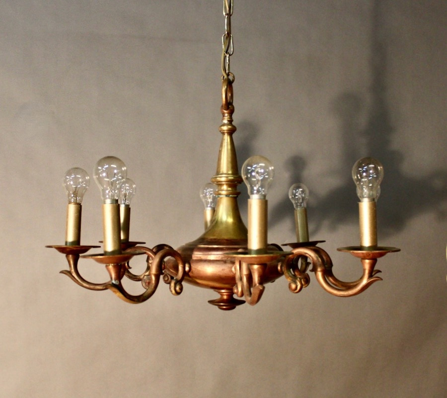 Lustre en bronze double patine à 8 bras de lumière 