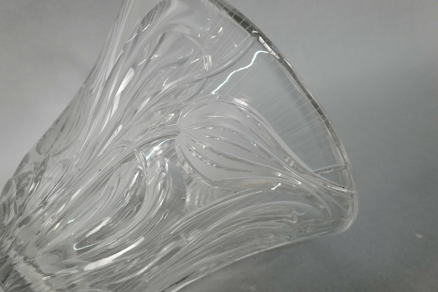 Vase Art Nouveau en cristal taillé -photo-1