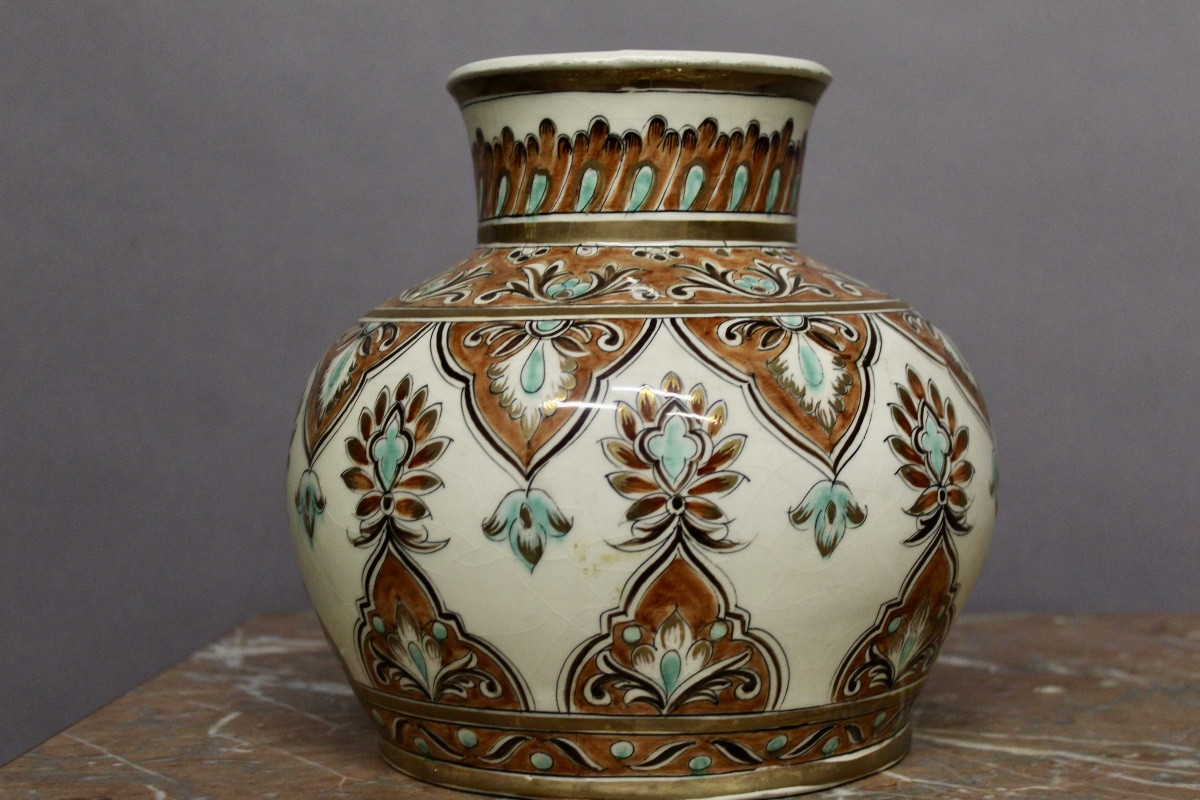 Small Oriental Ceramic Vase-photo-2