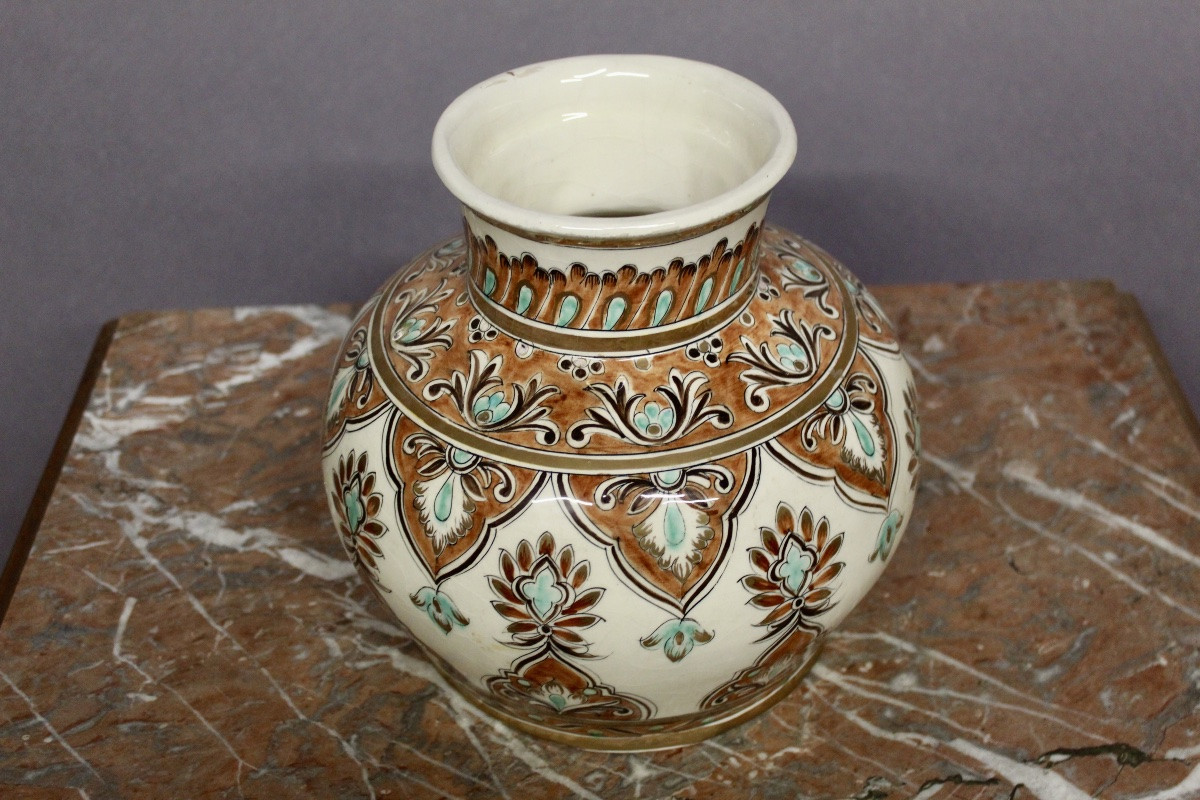 Small Oriental Ceramic Vase-photo-3