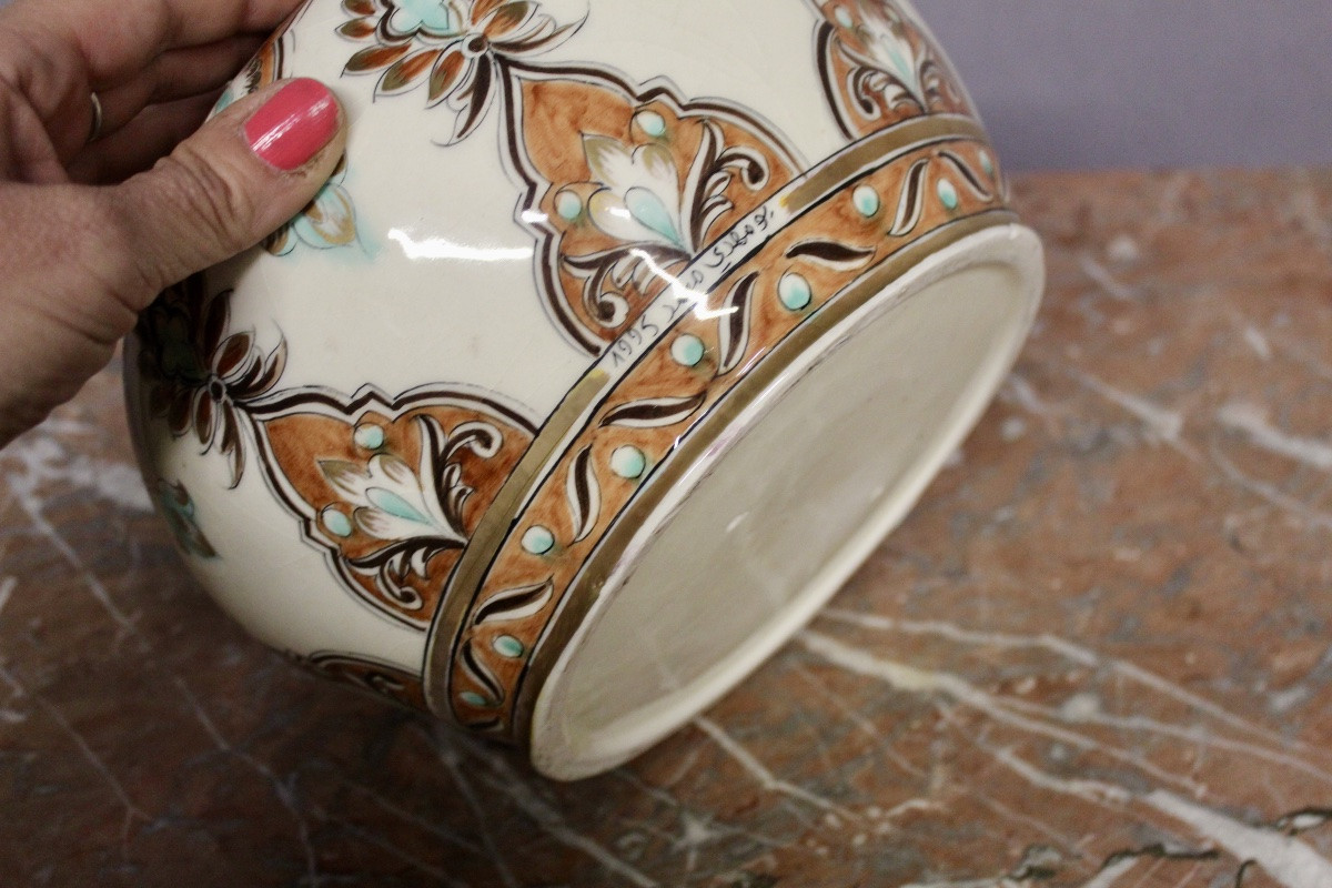 Small Oriental Ceramic Vase-photo-2