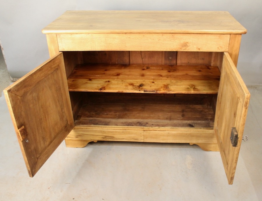 Louis Philippe 19th-century Blond Walnut Sideboard-photo-2