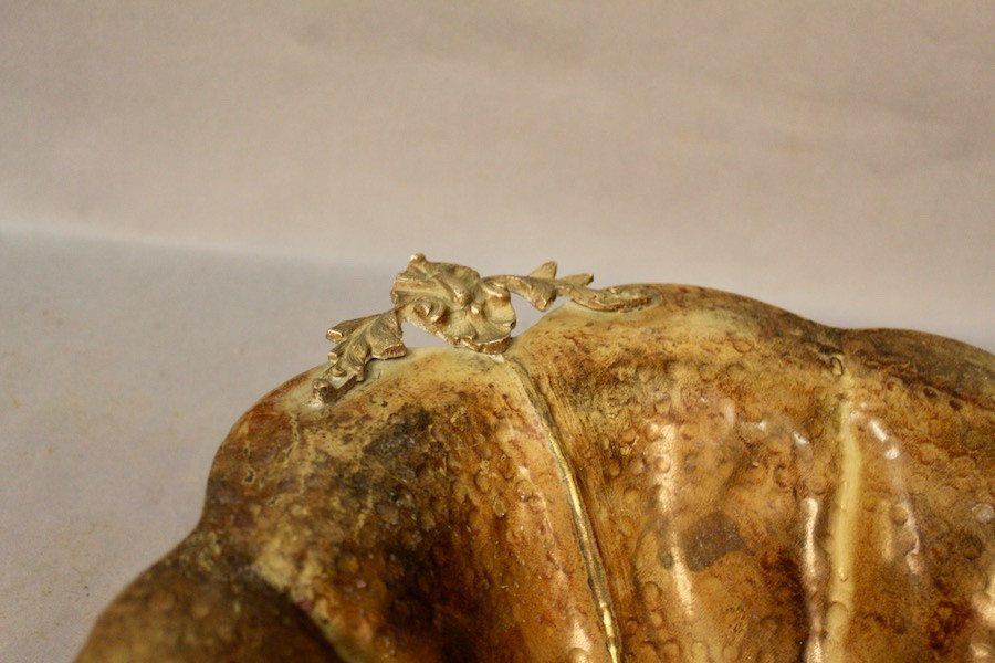 Basin En Tôle Peinte Mordorée En Forme De Coquillage-photo-1