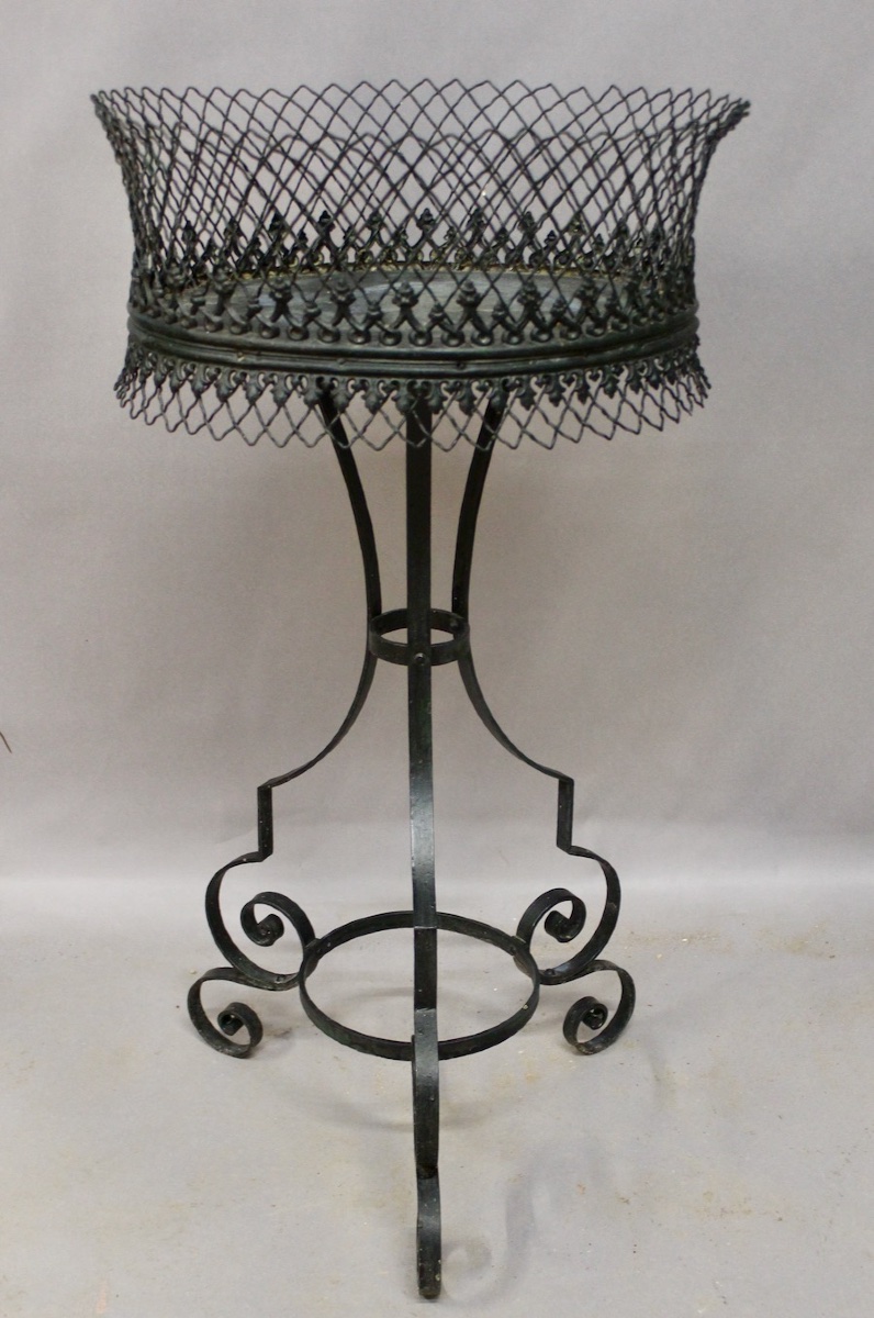 Oval Iron Planter, With Stand 