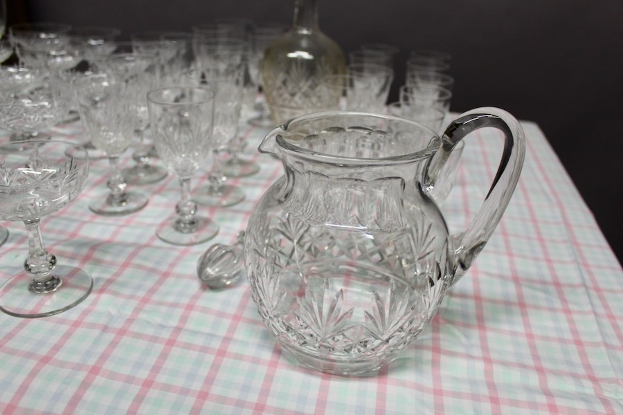 Service de verres en cristal Saint louis Modéle MASSENET Service de 54 pièces-photo-7