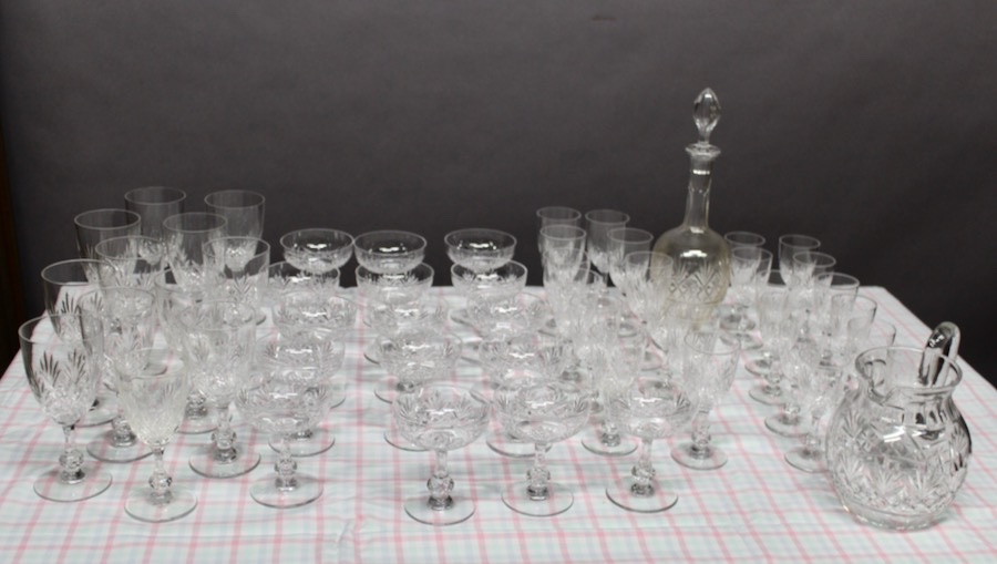 Service de verres en cristal Saint louis Modéle MASSENET Service de 54 pièces