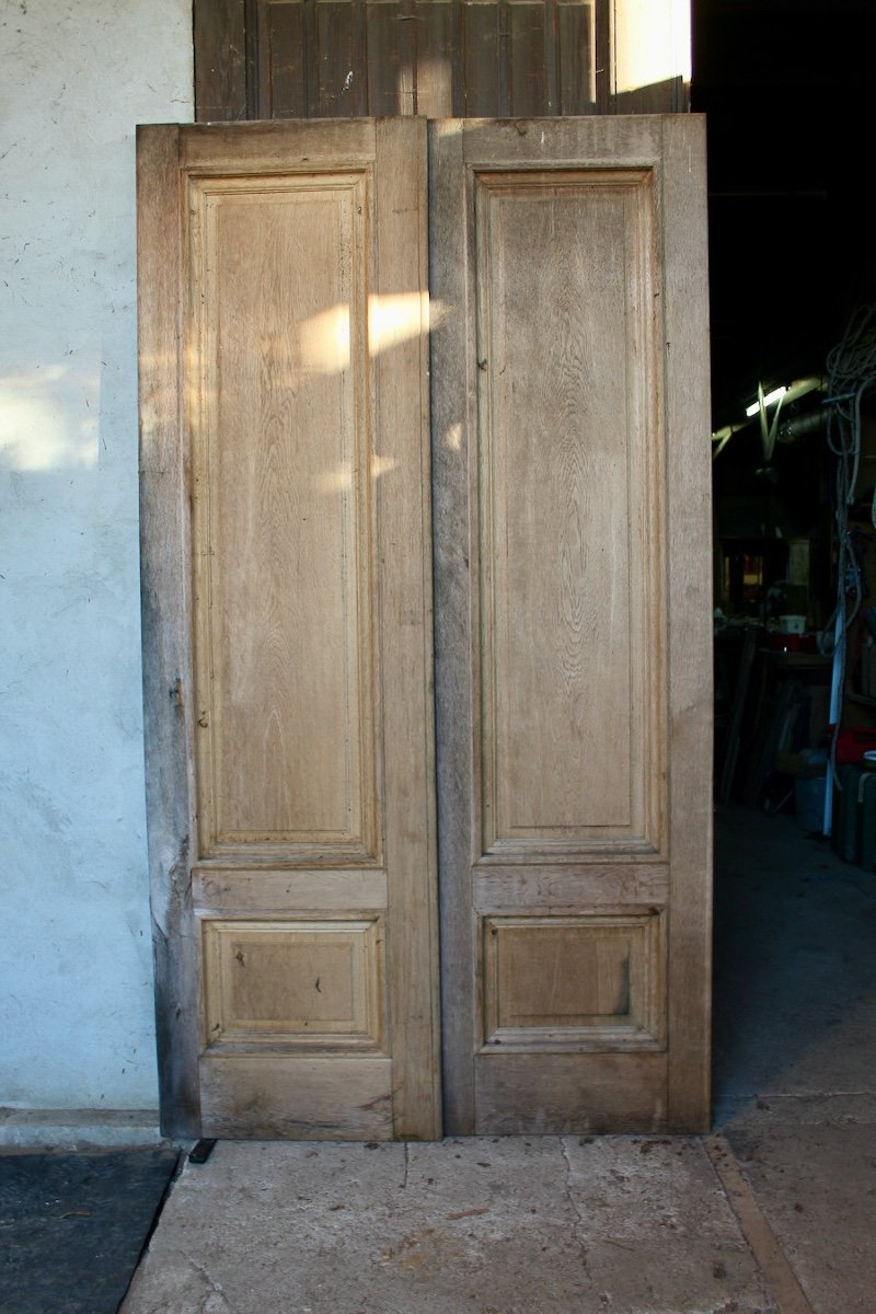 Pair Of Nineteenth Oak Landing Doors-photo-1