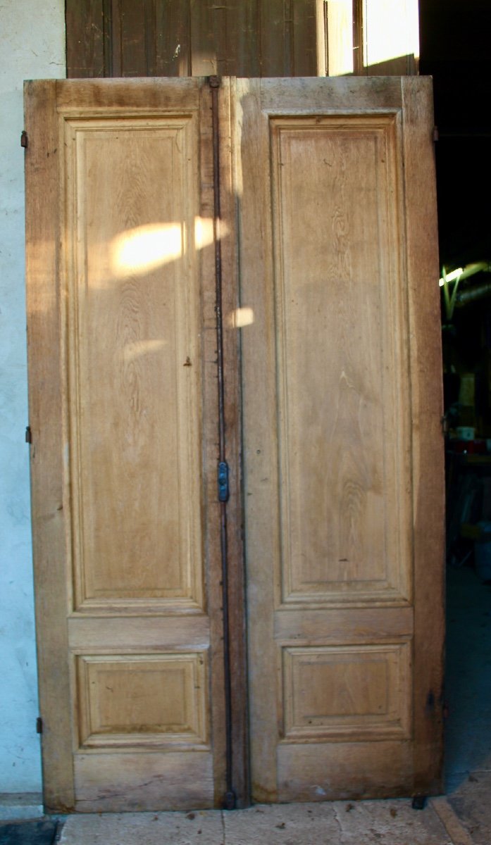 Pair Of Nineteenth Oak Landing Doors