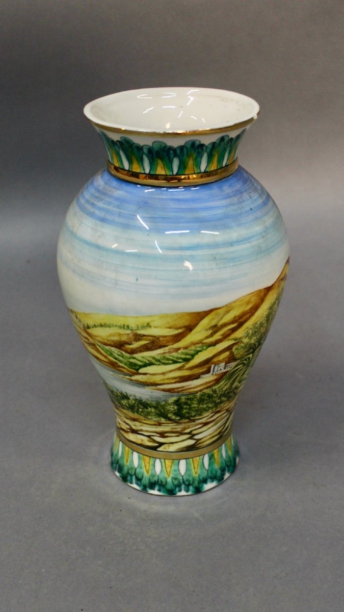 Oriental Earthenware Vase-photo-3