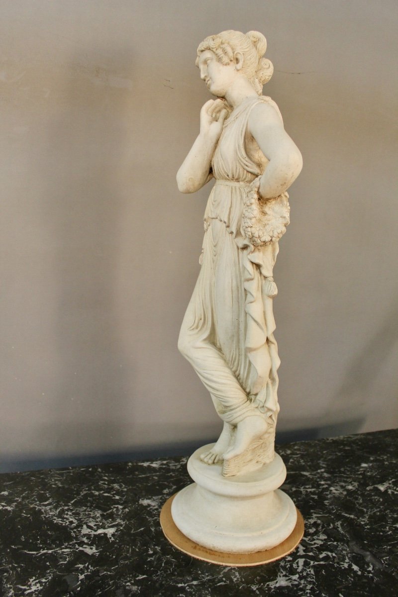 Statue De Jardin Femme Antique Sur Socle -photo-3