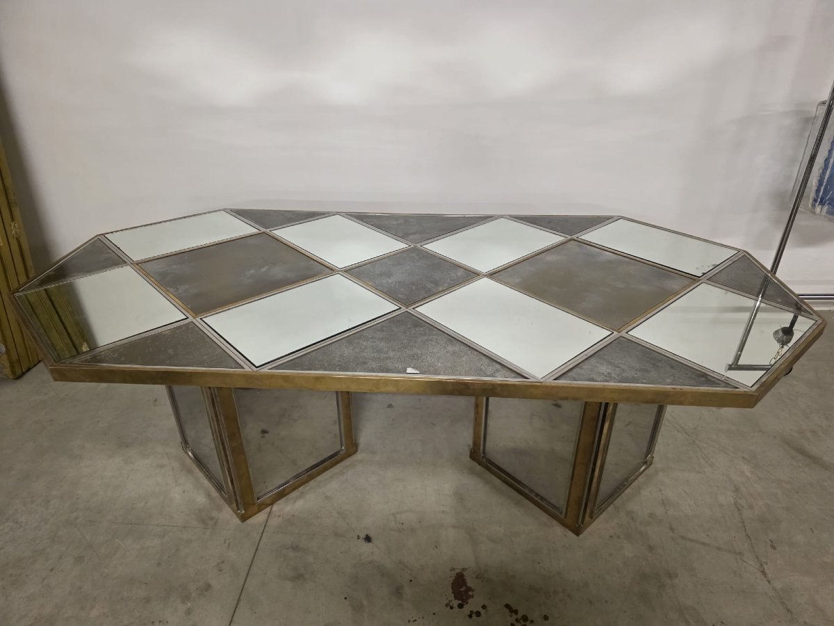 Romeo Rega Table-photo-1