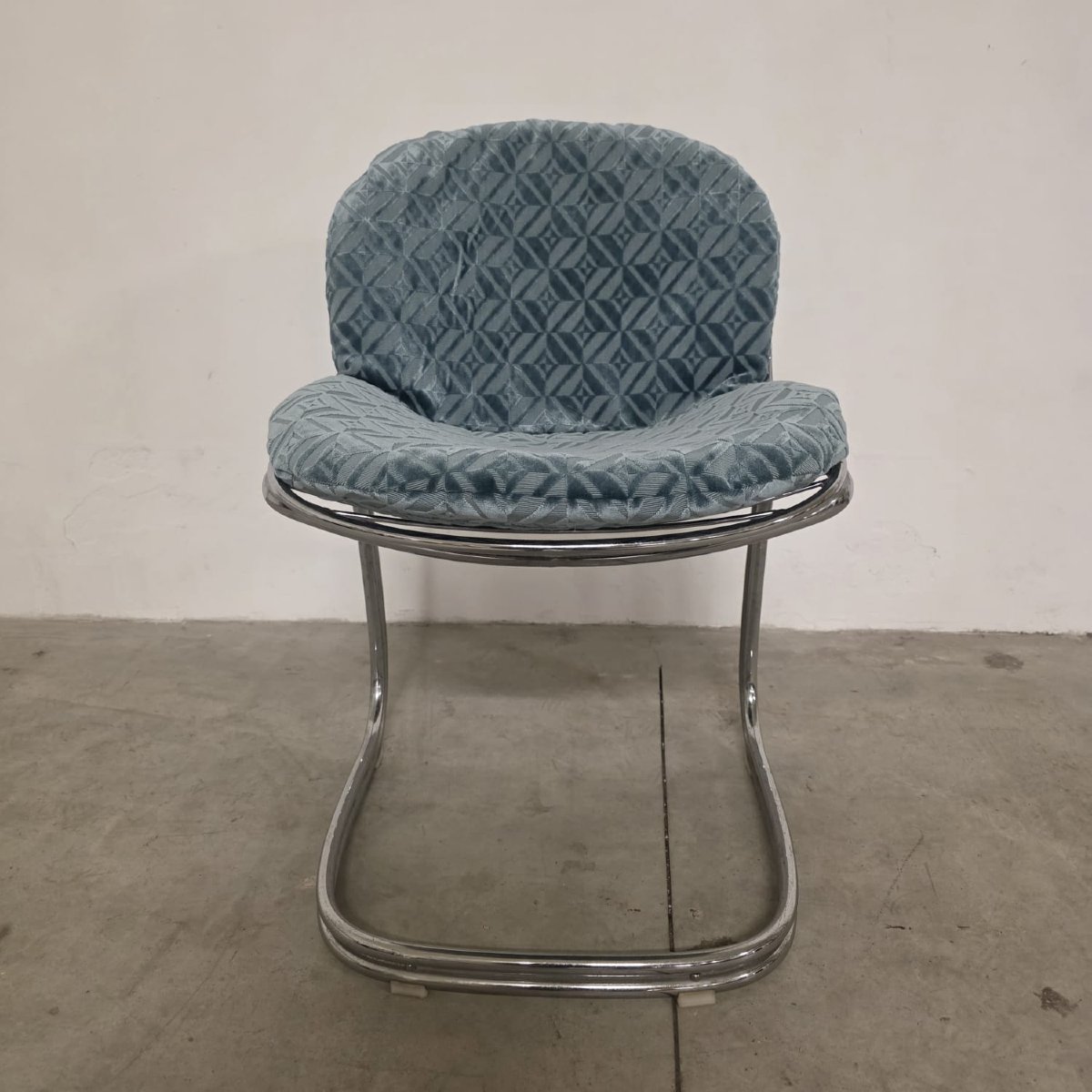 Six Chaises Modèle Sabrina De Gastone Rinaldi.-photo-1