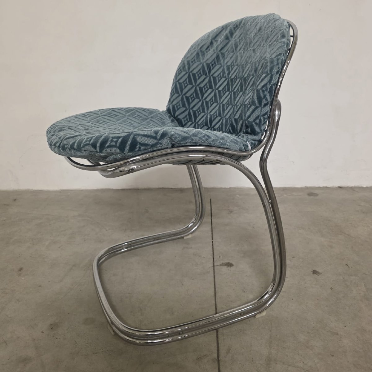 Six Chaises Modèle Sabrina De Gastone Rinaldi.-photo-6