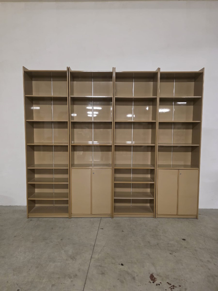 Bibliothèque modulable Olinto conçue par le designer Kazuhide Takahama pour B&B.-photo-2