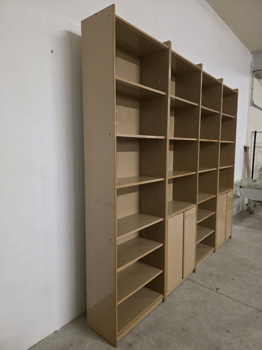 Bibliothèque modulable Olinto conçue par le designer Kazuhide Takahama pour B&B.-photo-4