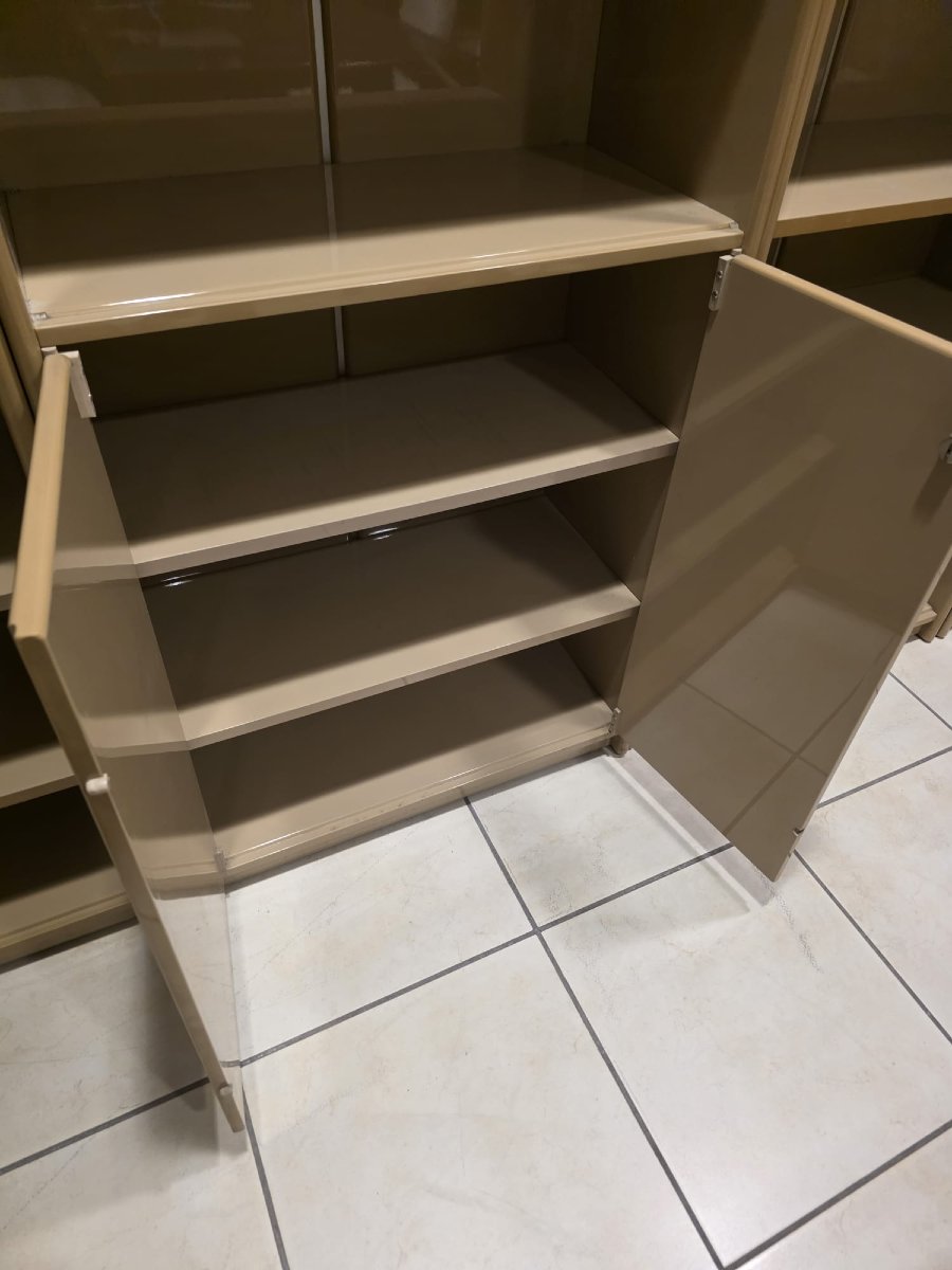 Bibliothèque modulable Olinto conçue par le designer Kazuhide Takahama pour B&B.-photo-2
